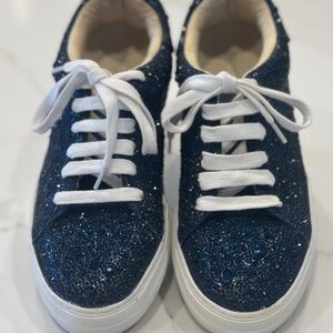 Betsey Johnson SB sidny blue rhinestones Size 7.5